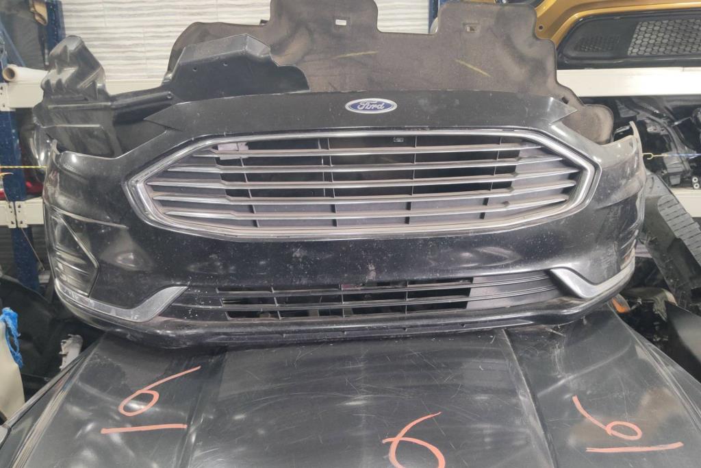 طمبون امامي فورد فيوجن 2020