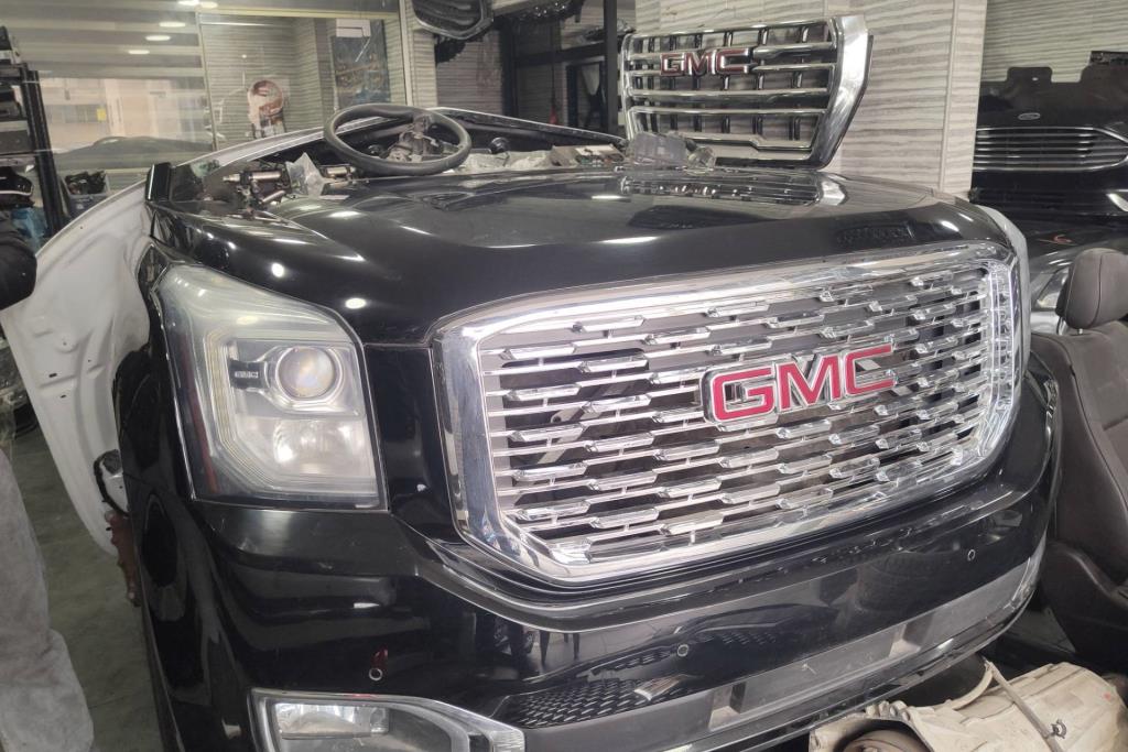 بوز كامل اضوية يمين شمال جي ام سي يوكن 2015 2016 2017 2018 2019 2020