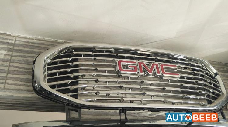 Body  Grilles GMC Terrain