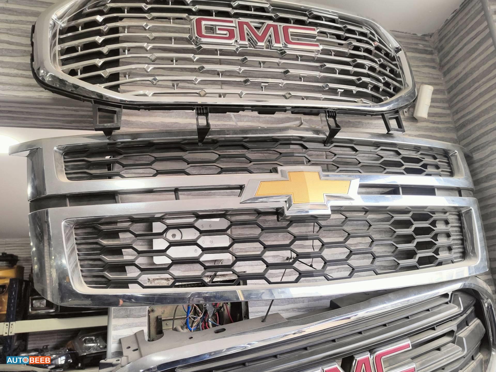 Body  Grilles Chevrolet Tahoe