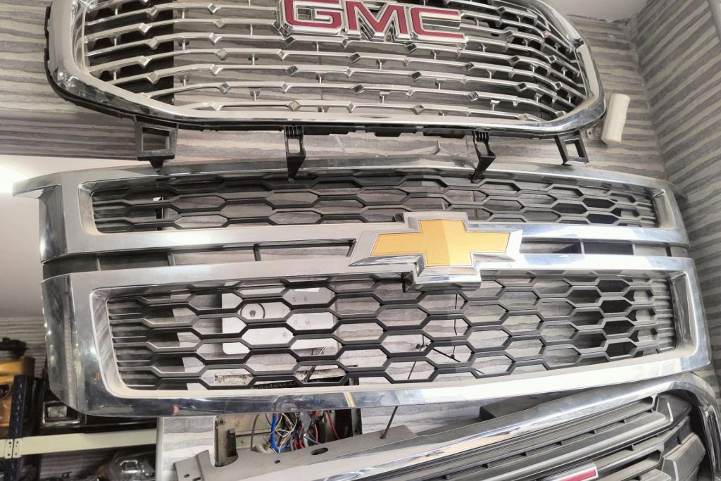 Body  Grilles Chevrolet Tahoe