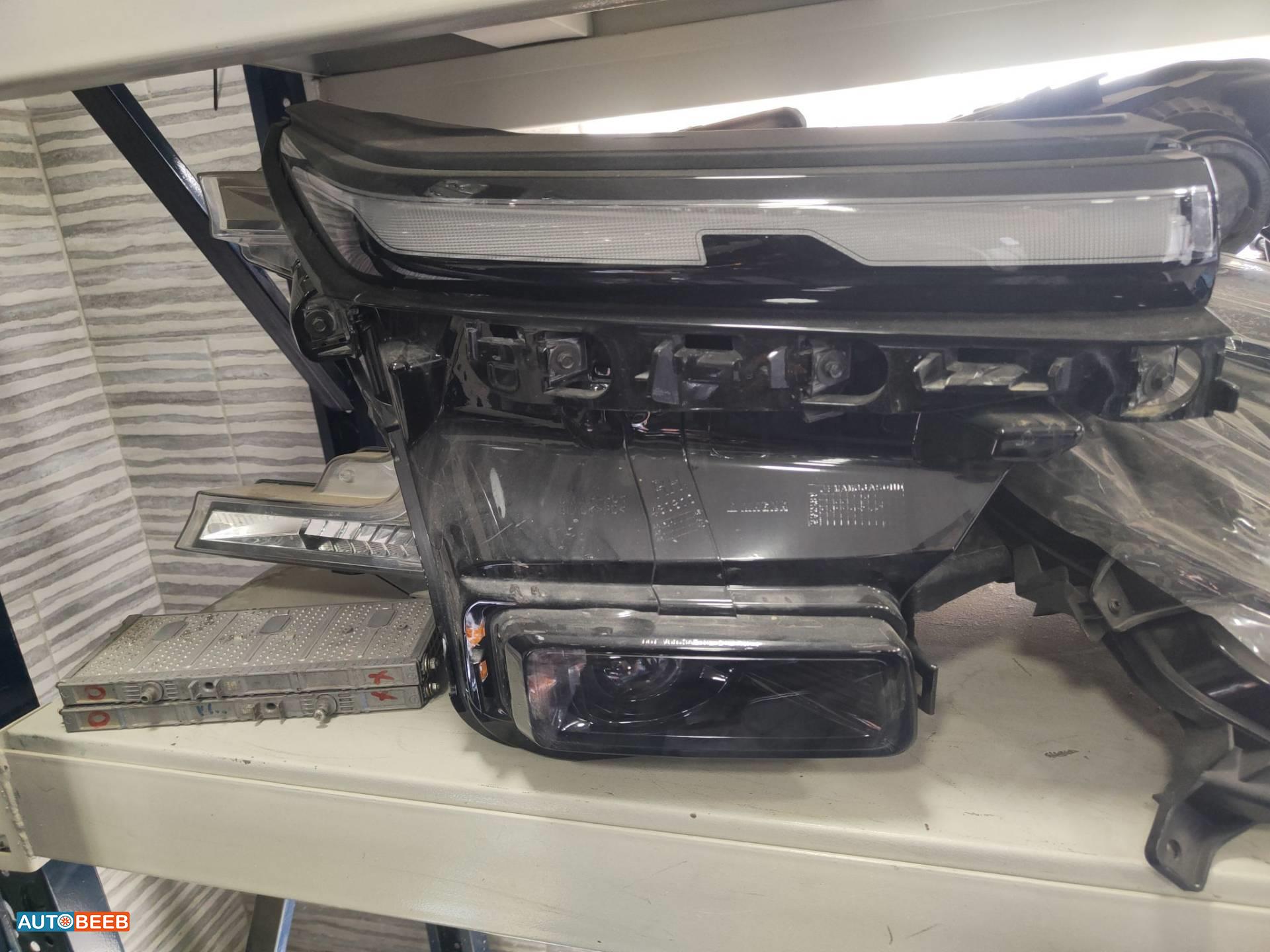 Lights Front light Chevrolet Traverse