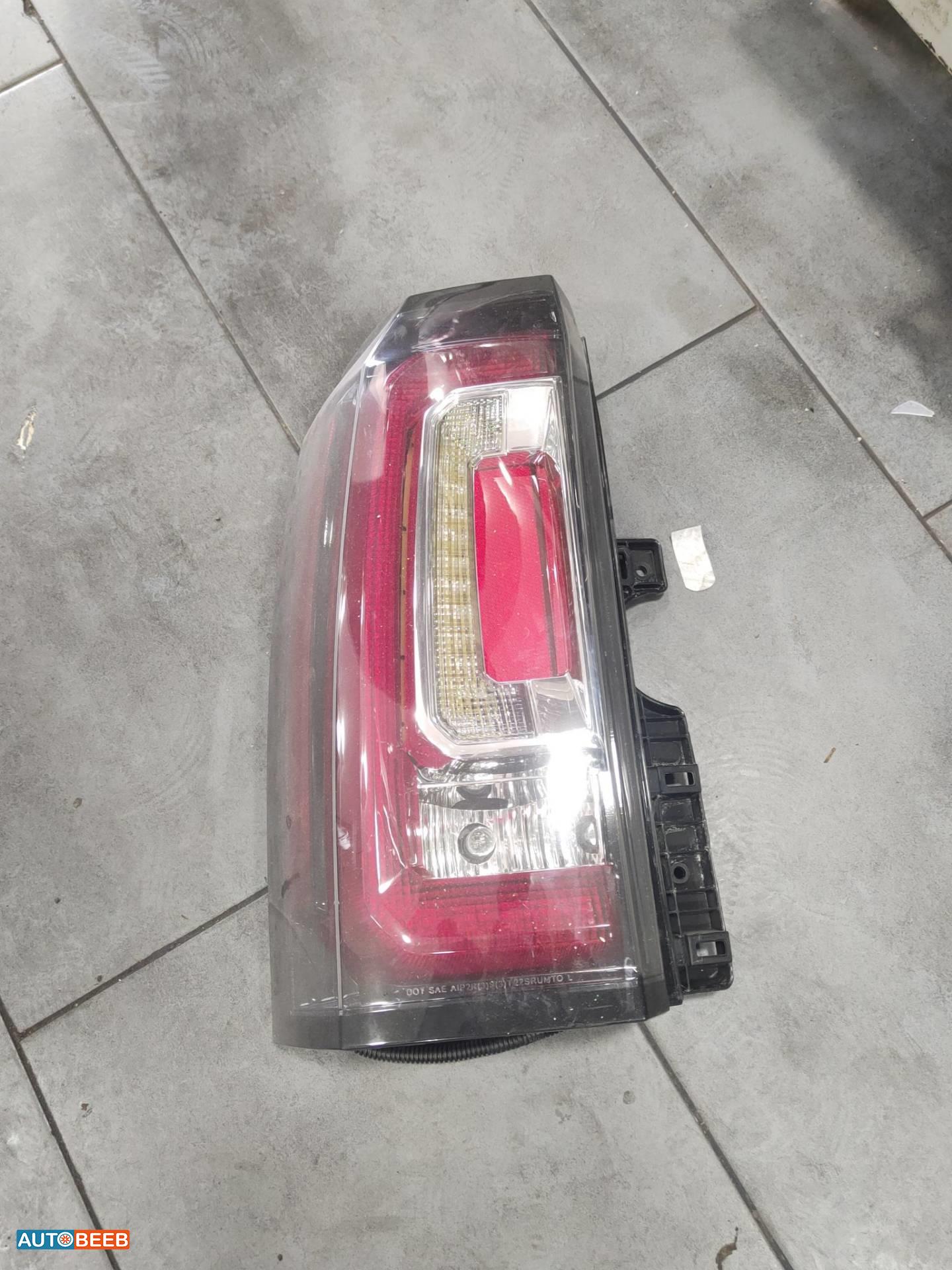 ضوء خلفي يمين شمال جي ام سي يوكن 2016 2017 2018 2019 2020