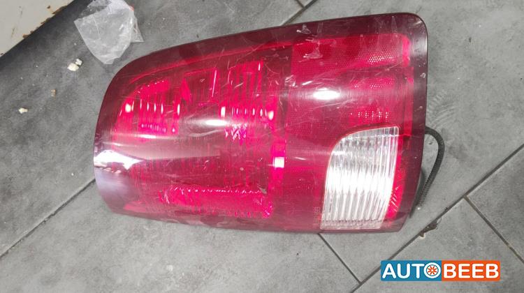 ضوء خلفي يمين شمال دودج رام 2015 2016 2017