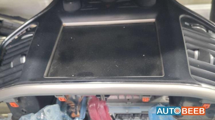 شاشة تابلوه جيب جراند شيروكي 2020 2021