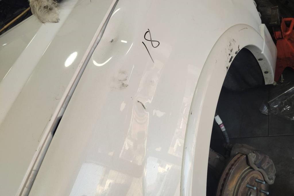 Body  Fenders  Ford Expedition