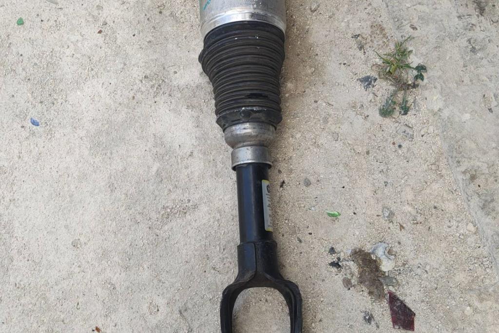 صنوبرص أمامي هايدرولك جيب جراند شيروكي 2018 2019