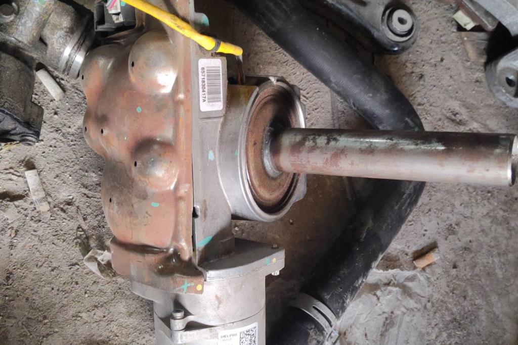 مجموعه ستيرنج علوية فورد اسكيب 2008 2009 2010 2011