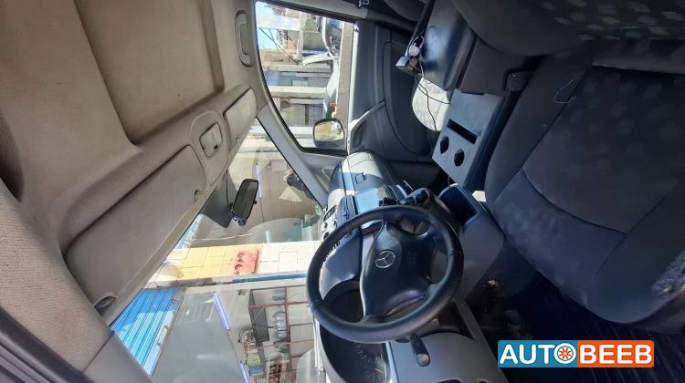 مرسيدس بنز  2005