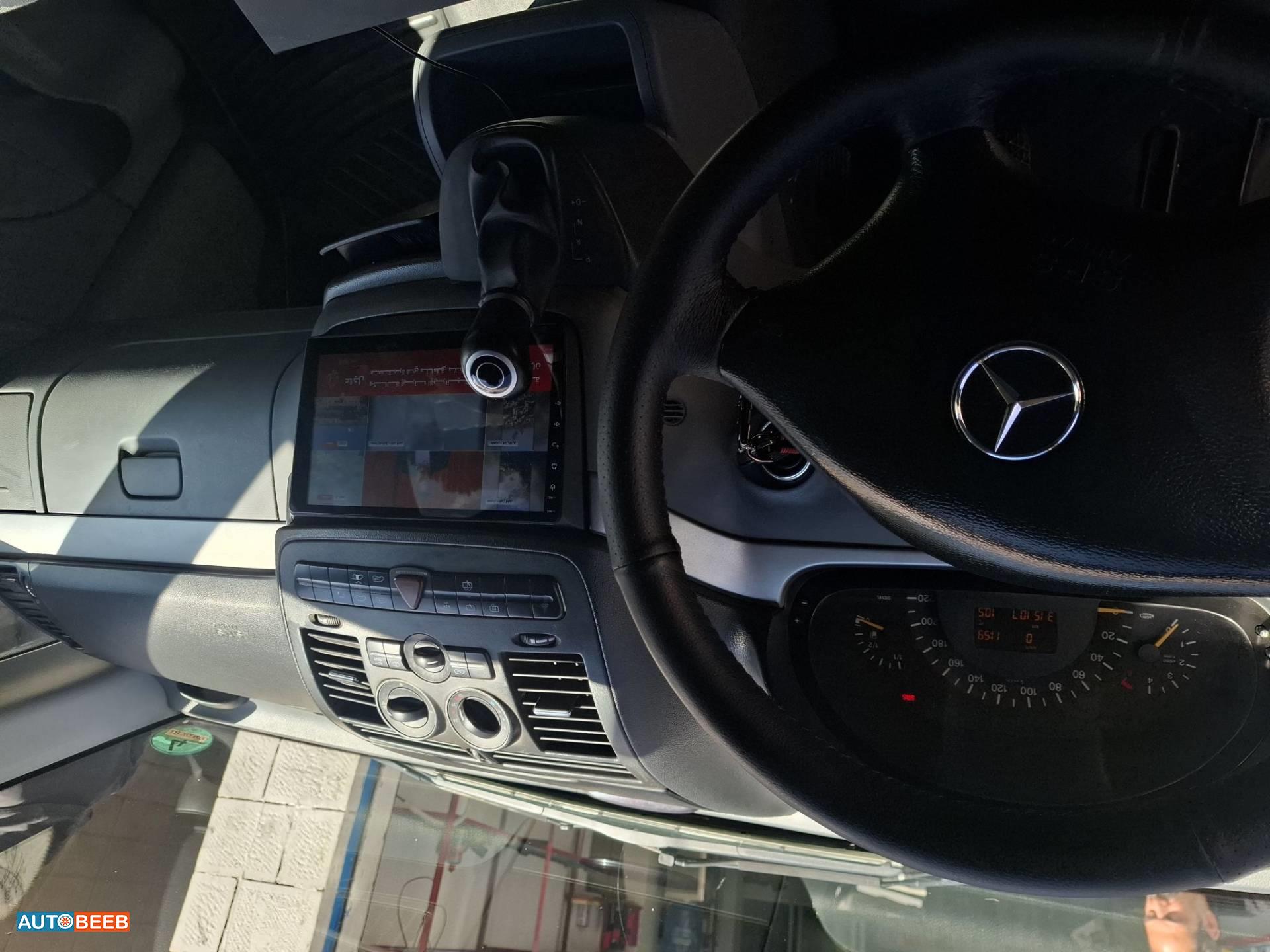 مرسيدس بنز  2005