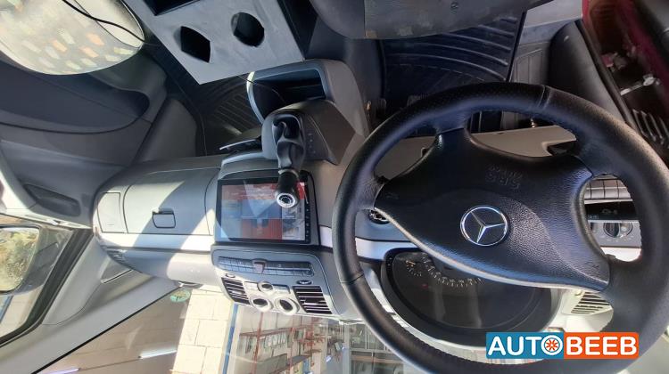 مرسيدس بنز  2005