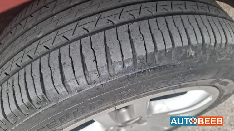 مرسيدس بنز  2005