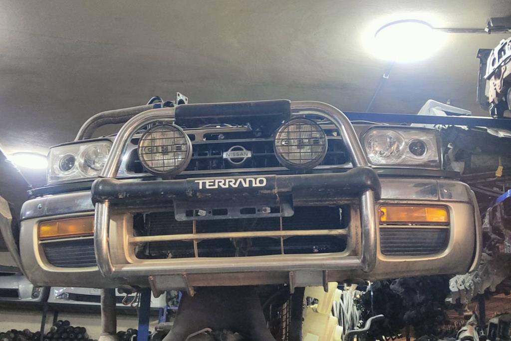 Body  Bumper Nissan Terrano