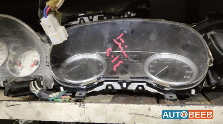 Cabin  Dashboard Nissan Sentra