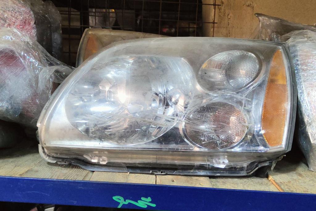 Lights Front light Mitsubishi Galant