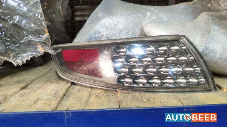 ضوء خلفي يمين شمال انفينيتي اف اكس 35 2005 2006