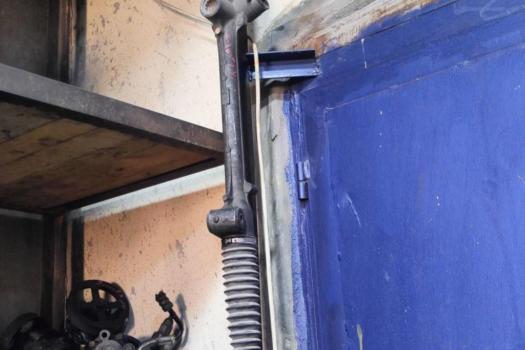 مجموعه ستيرنج تويوتا يارس 2014 2015