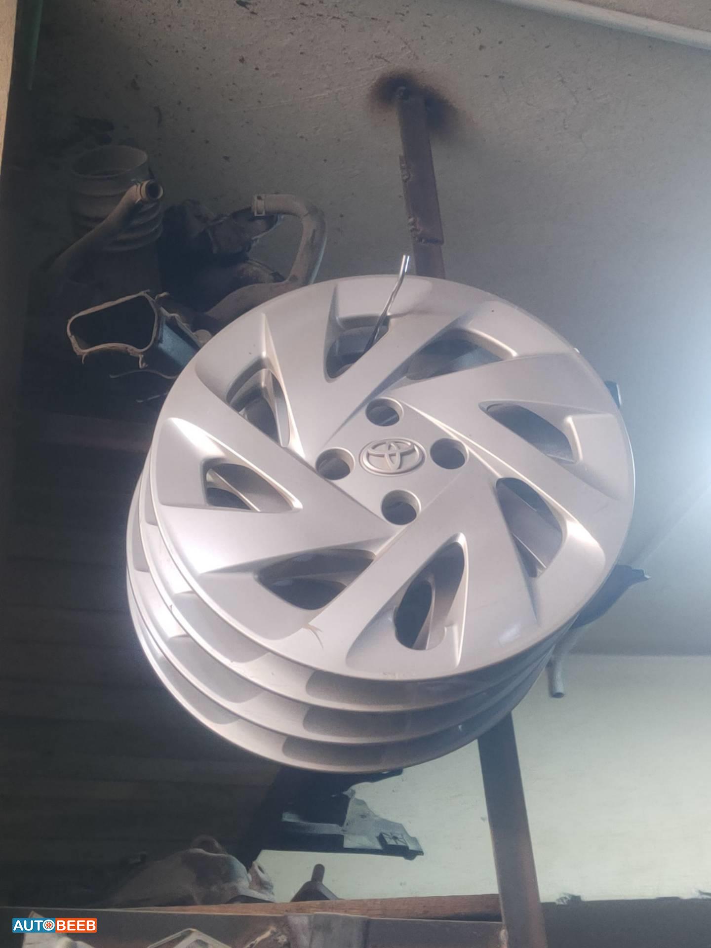 Wheel and Rims Wheel Covers  Toyota Prius C