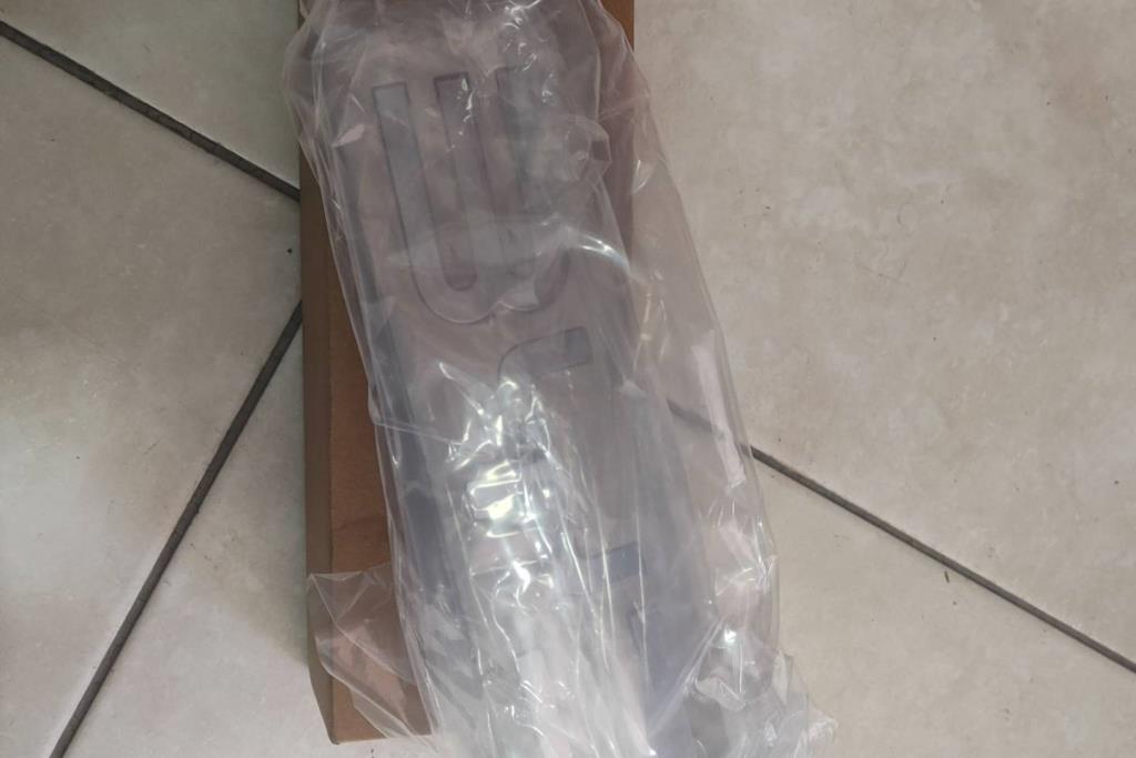 شعار طمبون امامي بي واي دي سيل 2022 2023 2024 2025