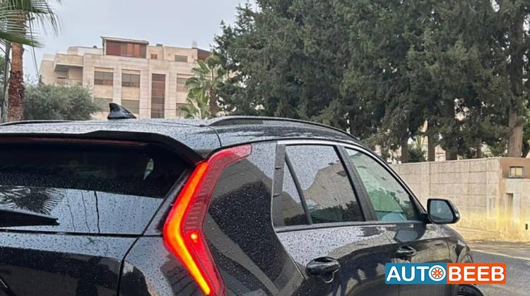 كيا نيرو 2024