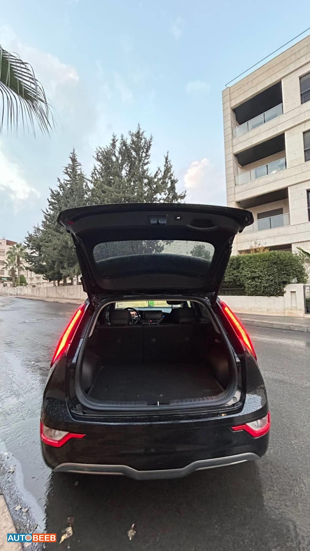 كيا نيرو 2024