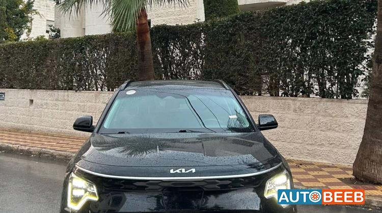 كيا نيرو 2024