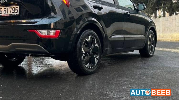 كيا نيرو 2024