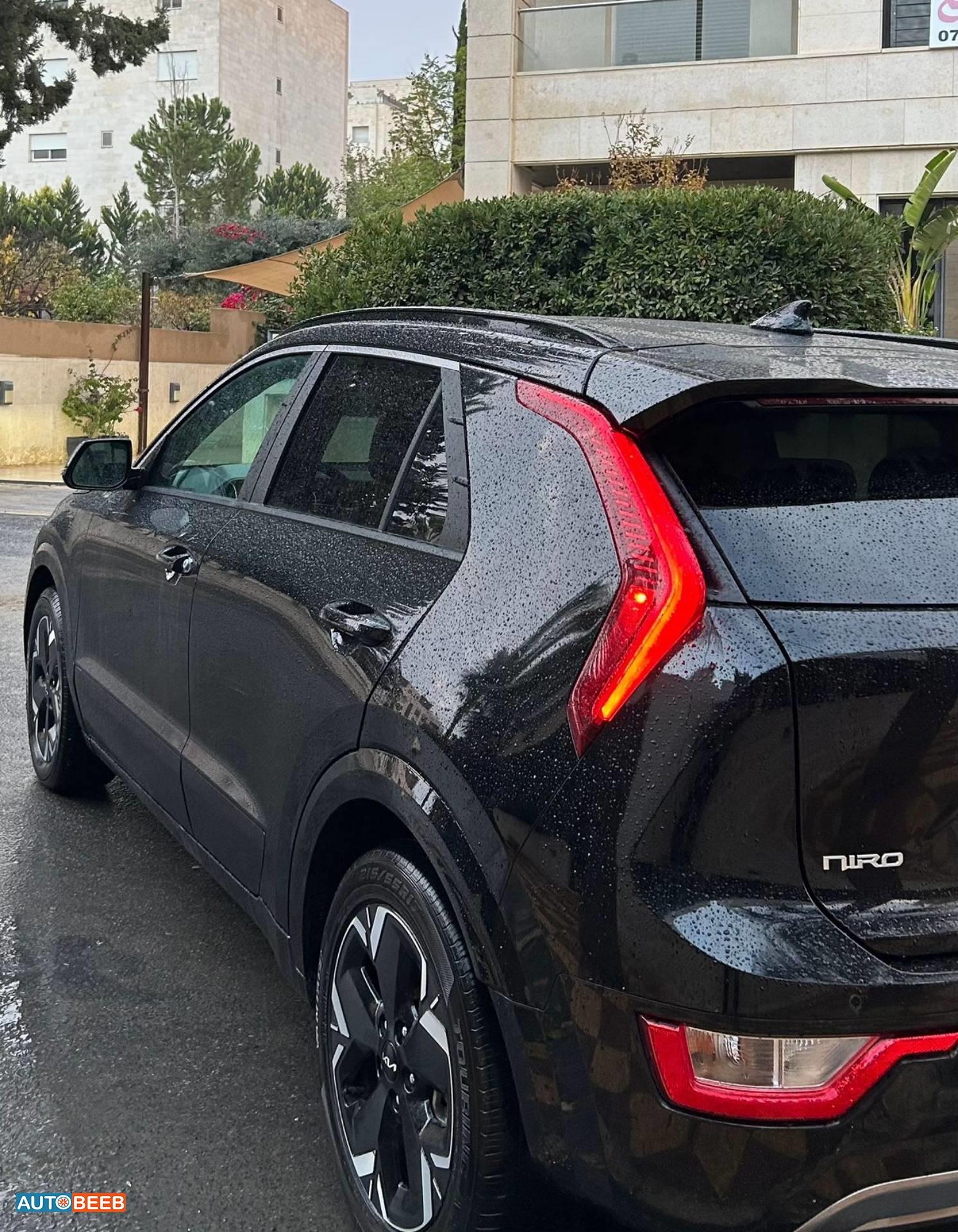 كيا نيرو 2024