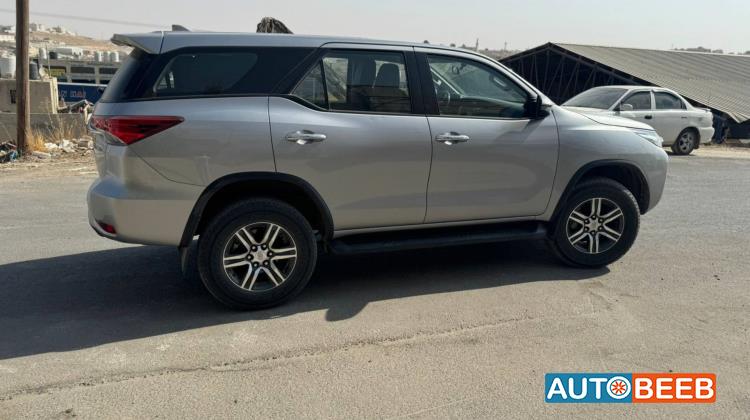 Toyota Fortuner 2018