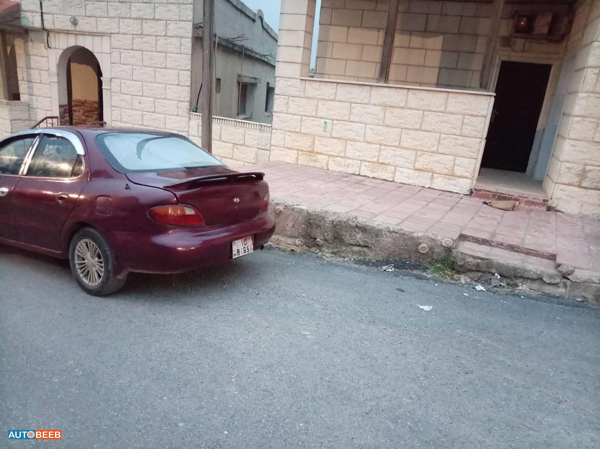 هيونداي افانتي 1995