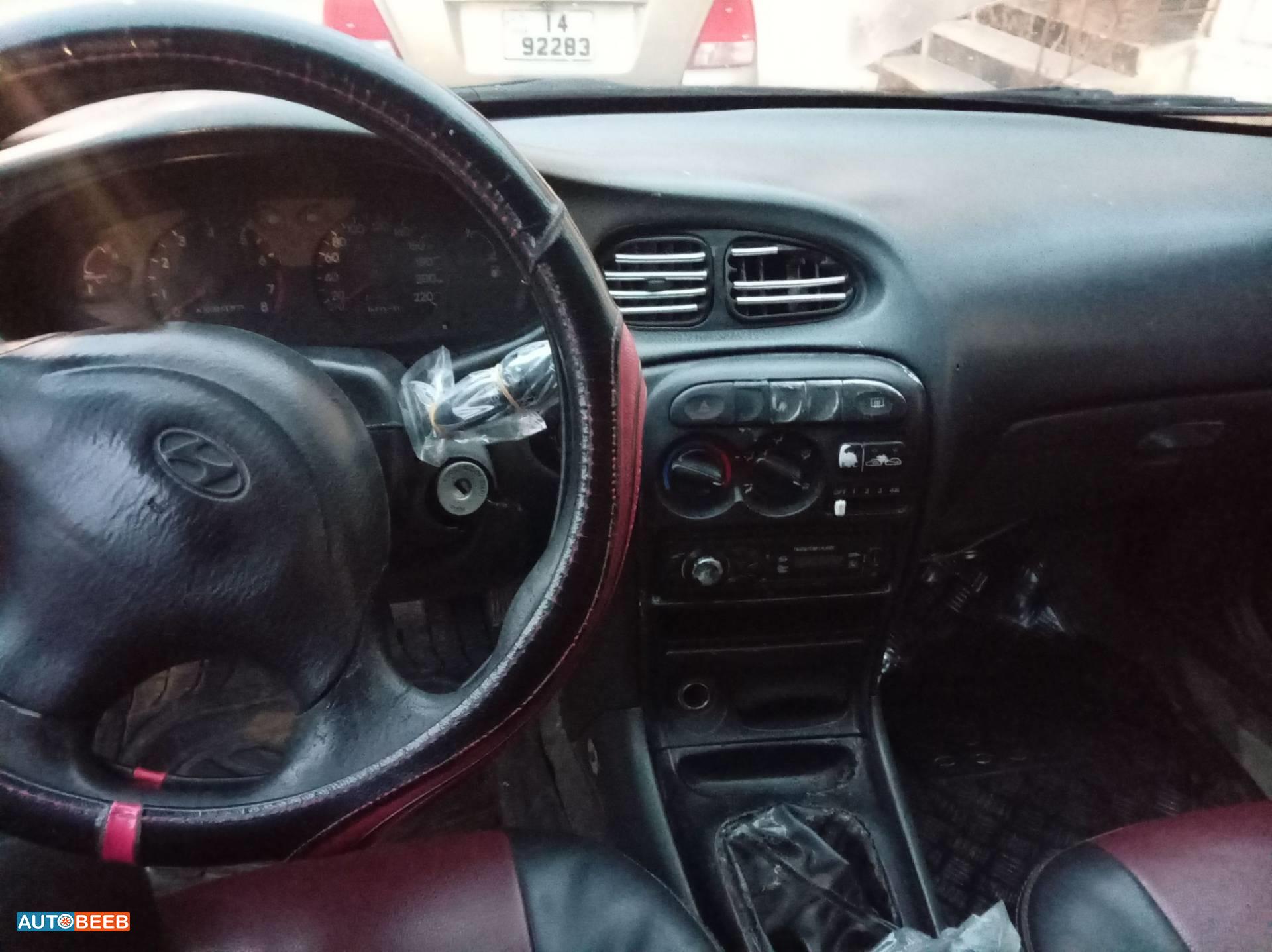 هيونداي افانتي 1995