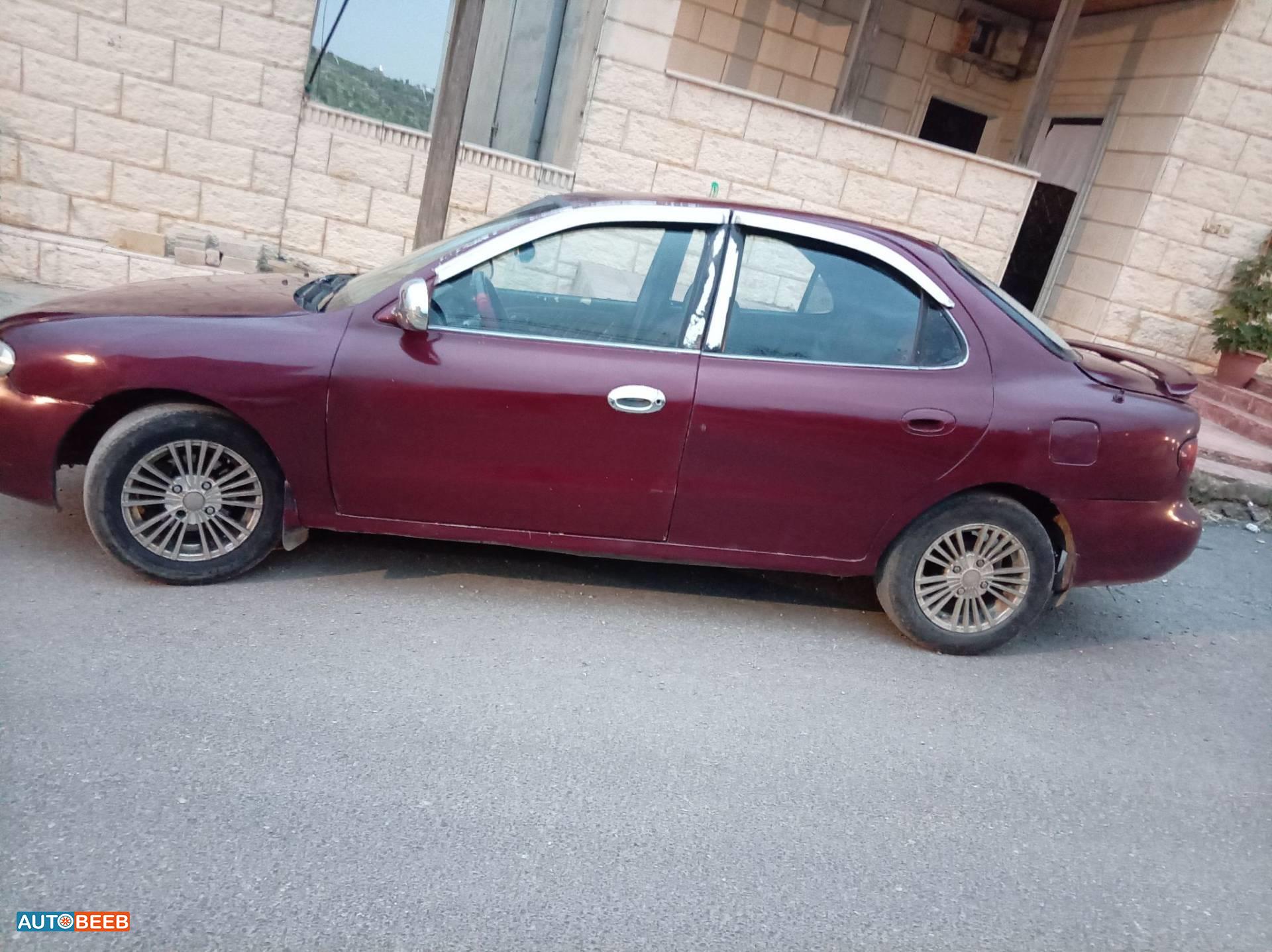 هيونداي افانتي 1995