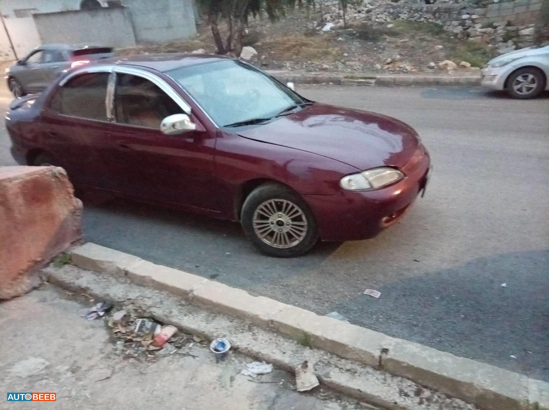 هيونداي افانتي 1995