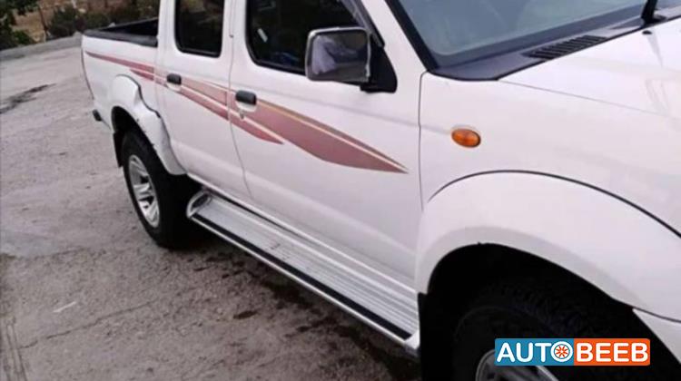 نيسان ددسن 2008