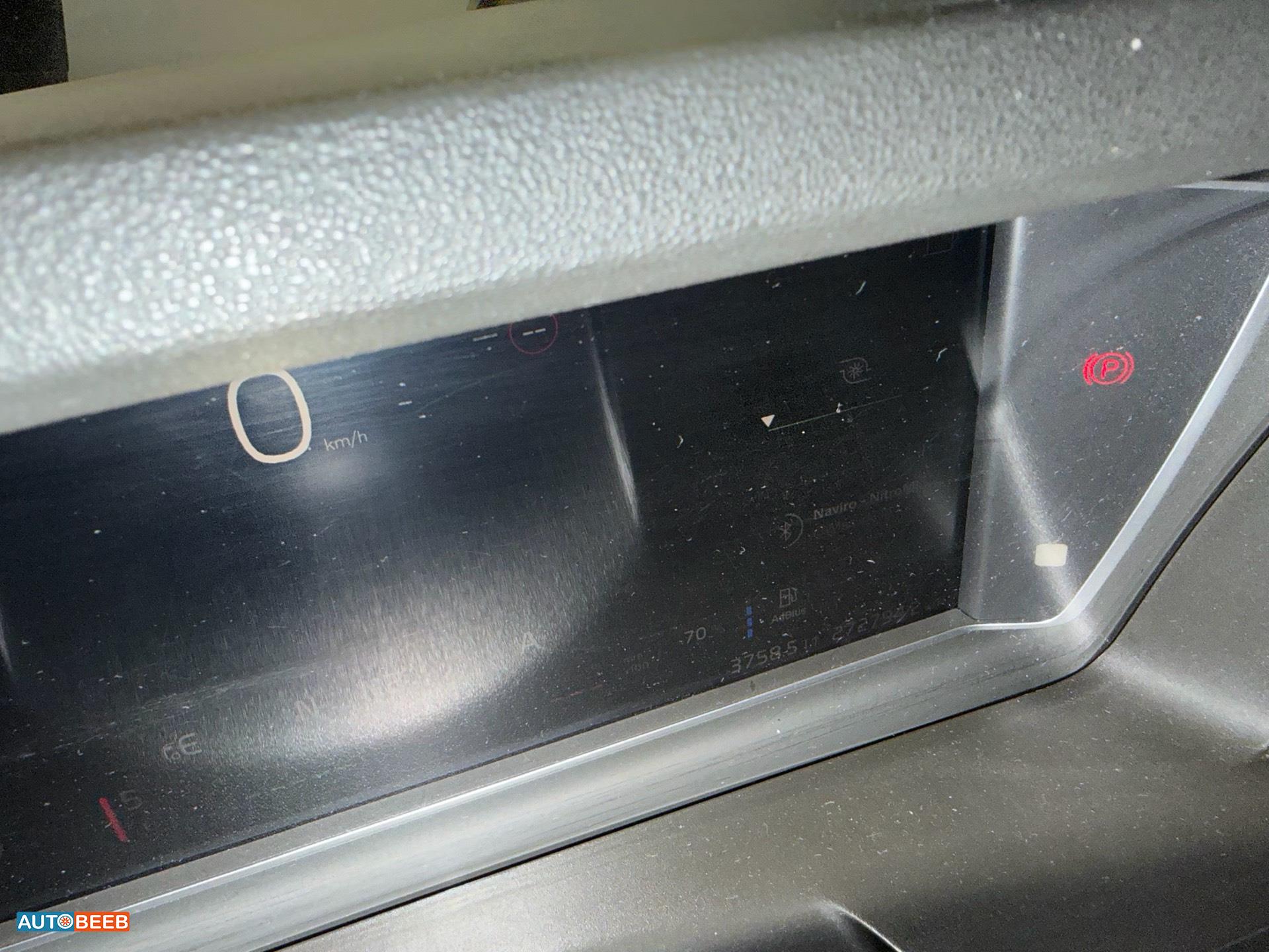 Tractor Unit Volvo 2022