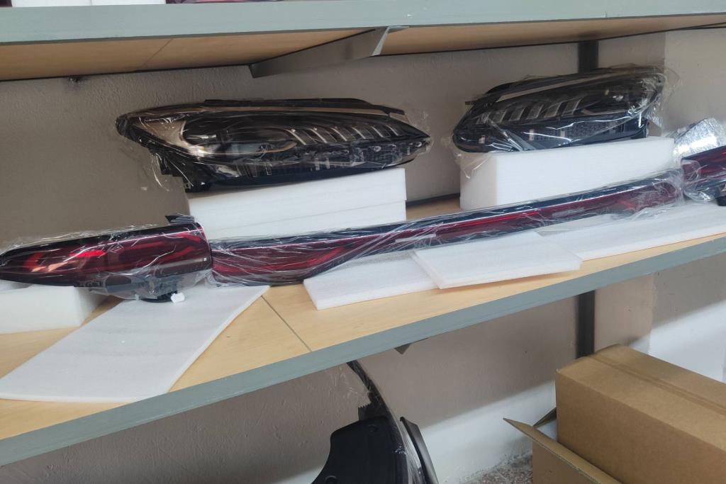 ضوء خلفي يمين شمال وسط بي واي دي كين بلس 2023 2024 2025