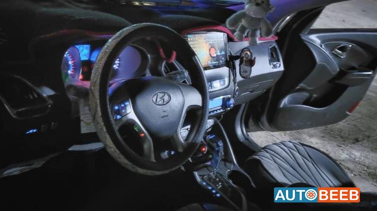 هيونداي توسان 2010