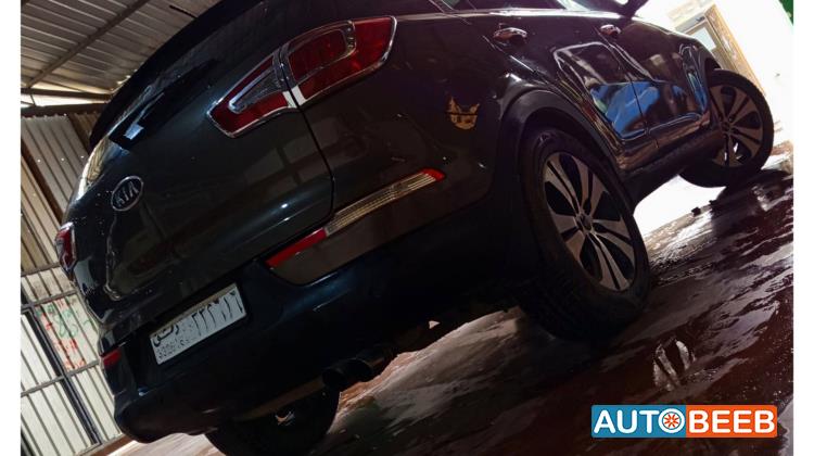 كيا سبورتاج 2012