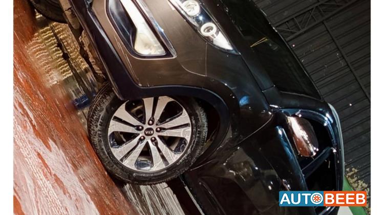 كيا سبورتاج 2012