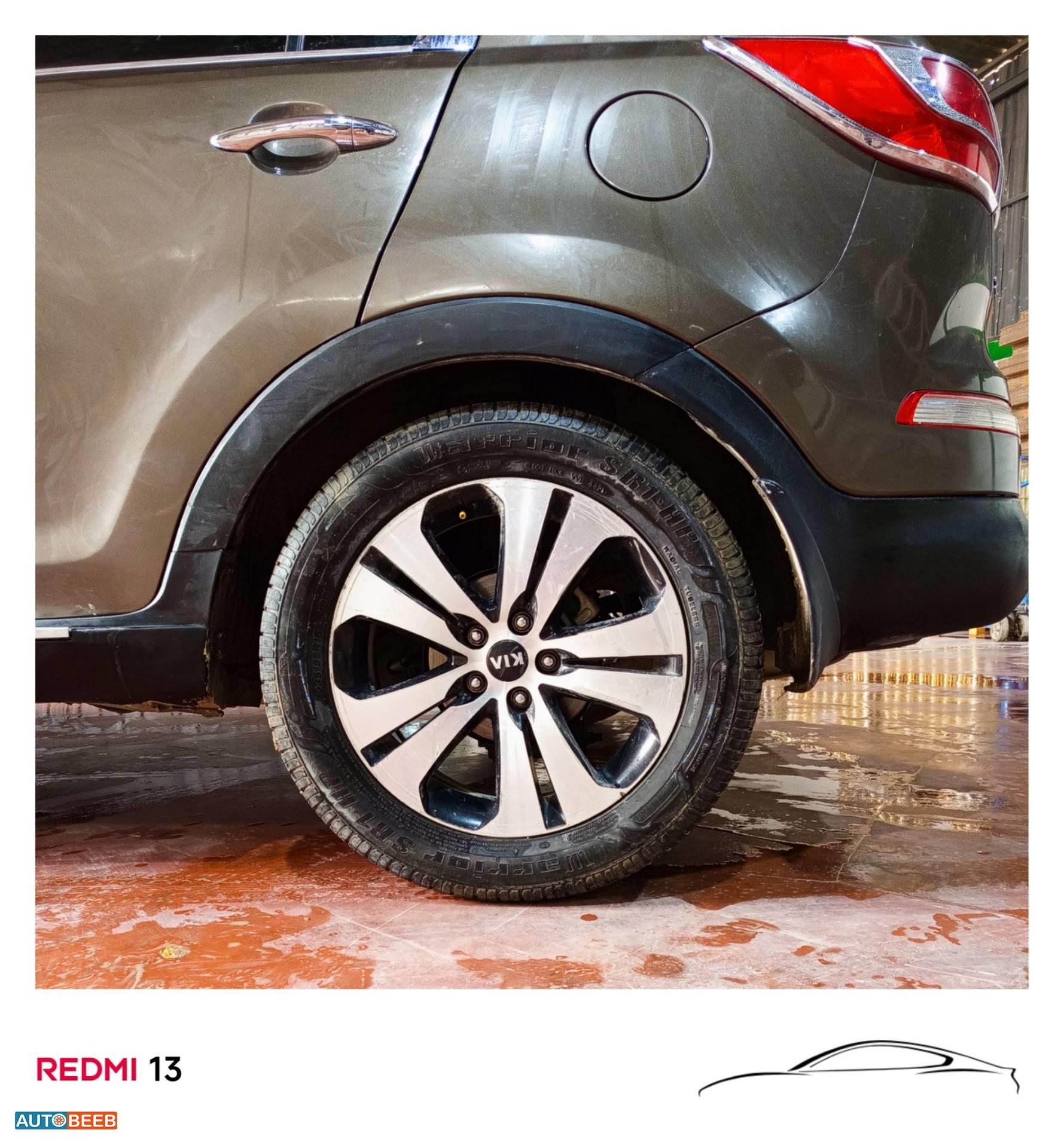 كيا سبورتاج 2012