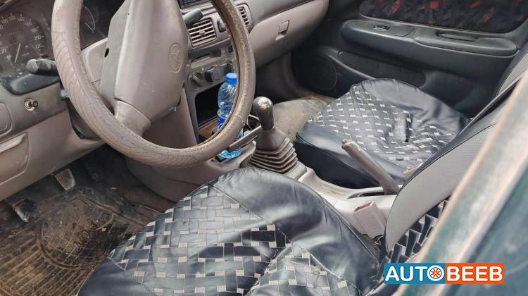 تويوتا كورولا كروس 1999