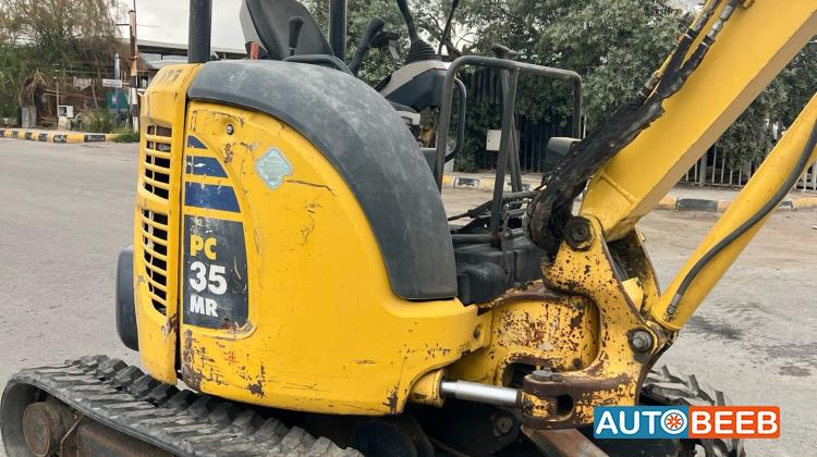 Tracked Excavator Komatsu 2012