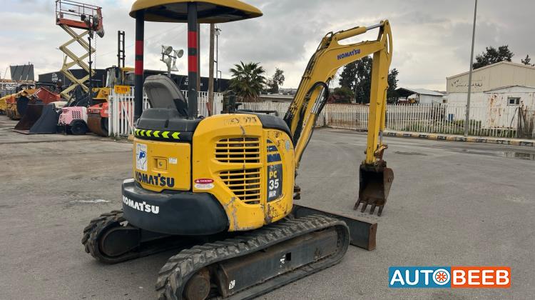 Tracked Excavator Komatsu 2012
