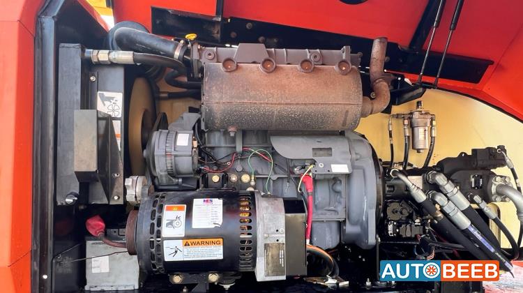 Aerial work platform JLG 2013