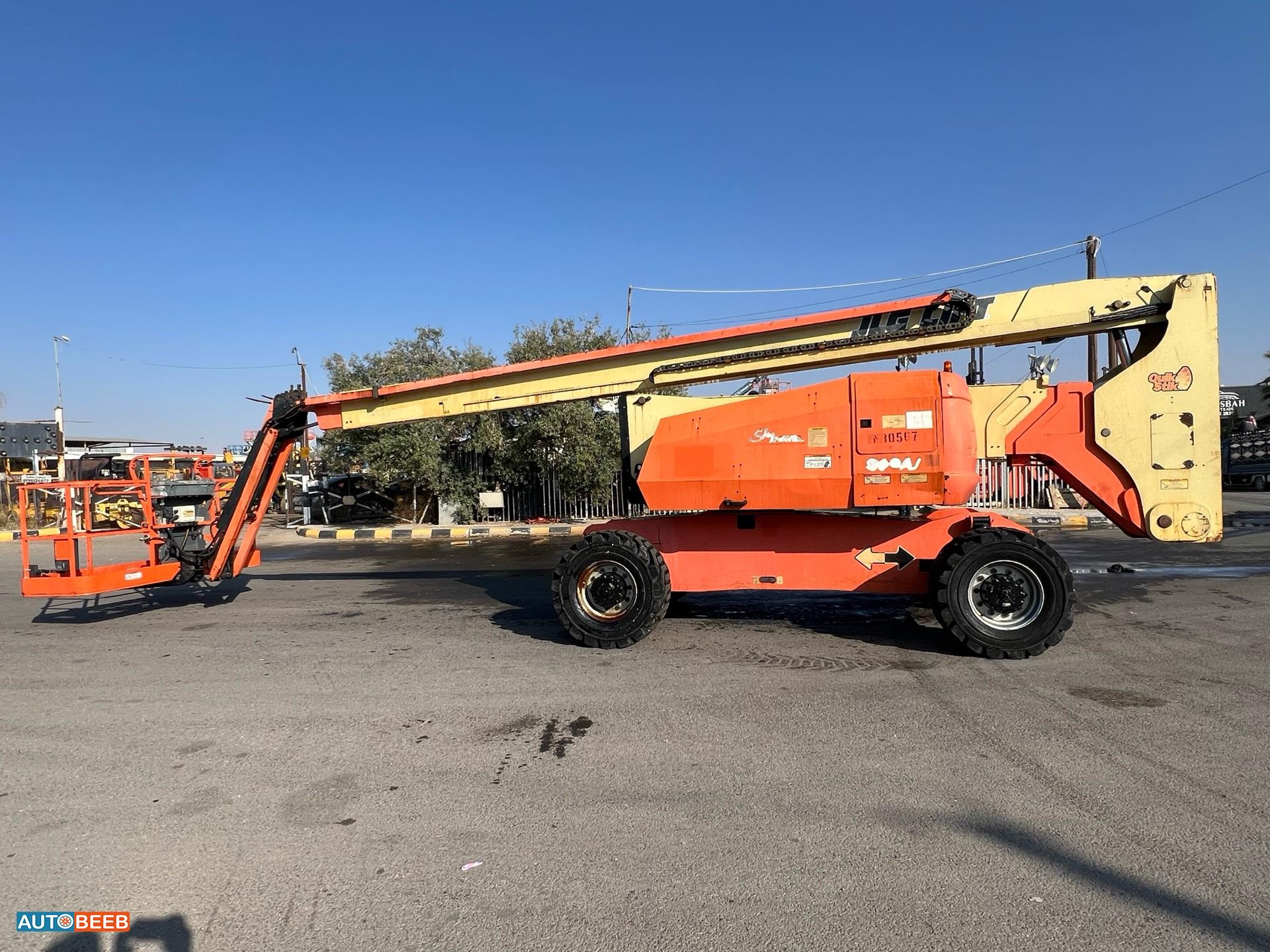 Aerial work platform JLG 2013