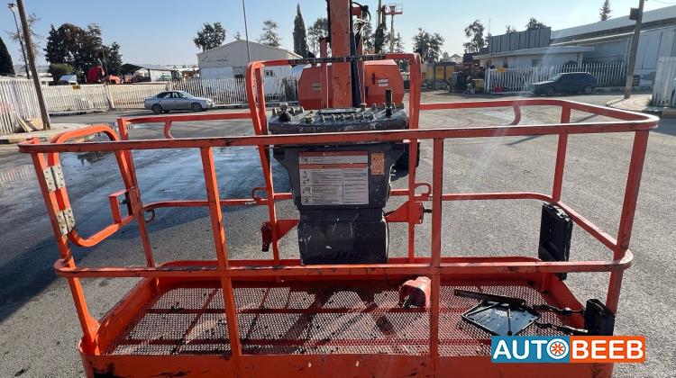 Aerial work platform JLG 2013