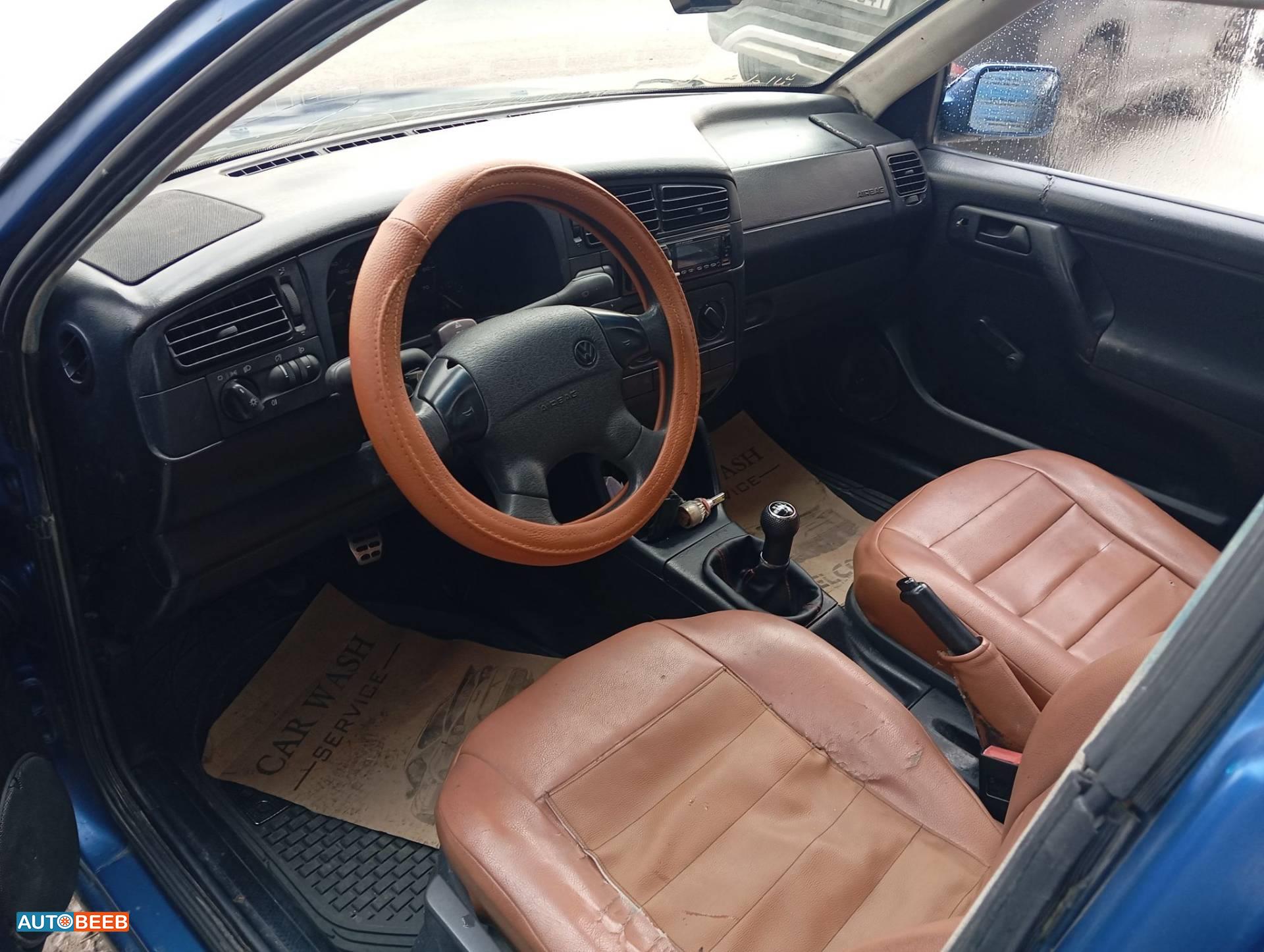 فولكس فاجن جولف MK 1994