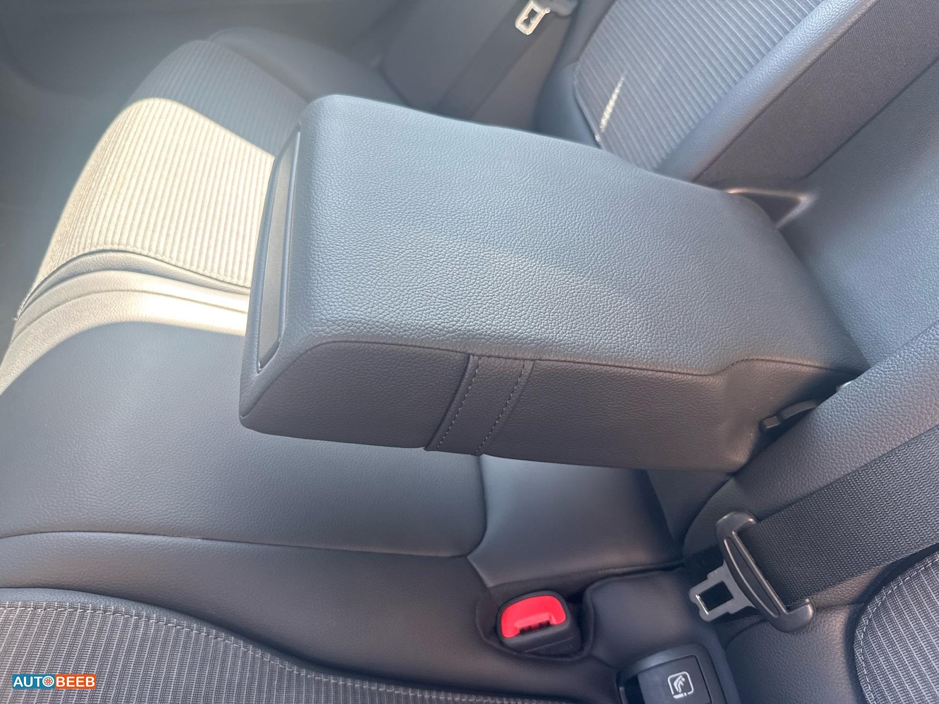 Mercedes Benz C180 2023