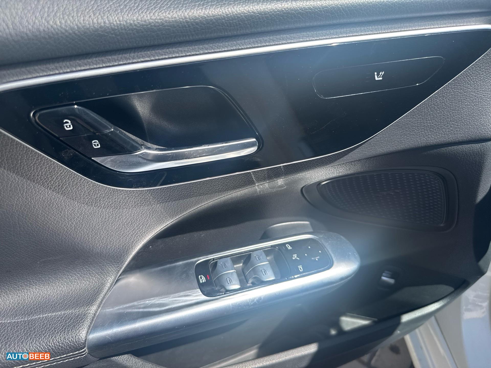 Mercedes Benz C180 2023