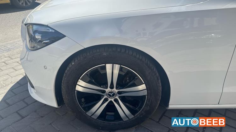 Mercedes Benz C180 2023